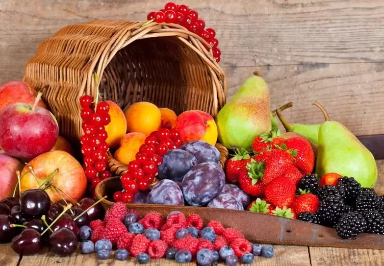 fructe și fructe de pădure pentru dieta cu ouă