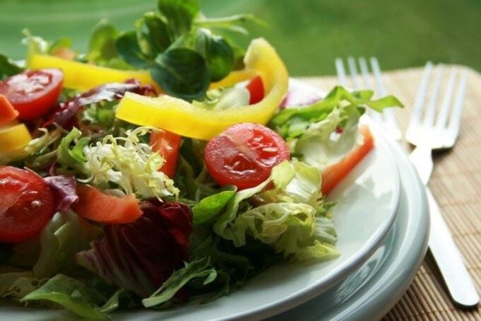 salată de legume pentru pierderea în greutate cu o alimentație adecvată